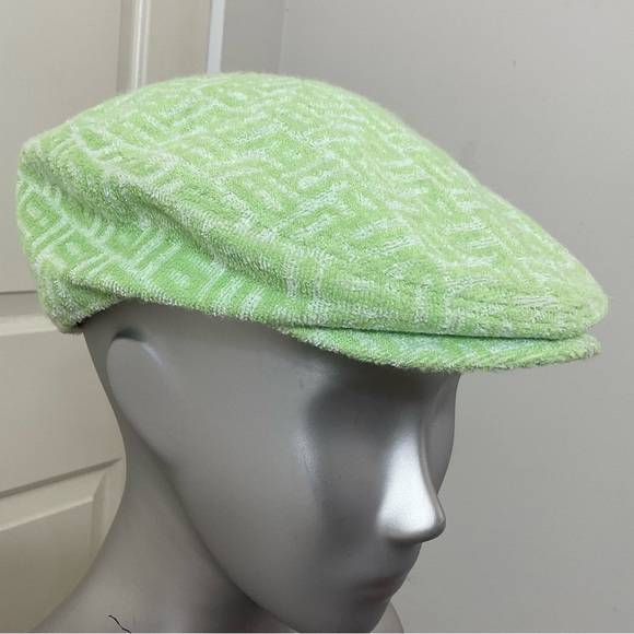 Puma Driver Flat Newsboy Cap Green White Terry Cloth One Size - Picture 1 of 7